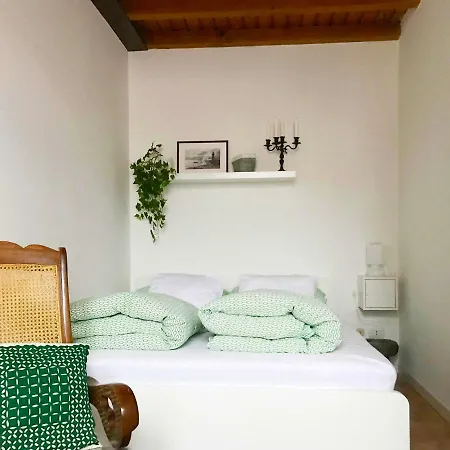 Iris Apartmán Como