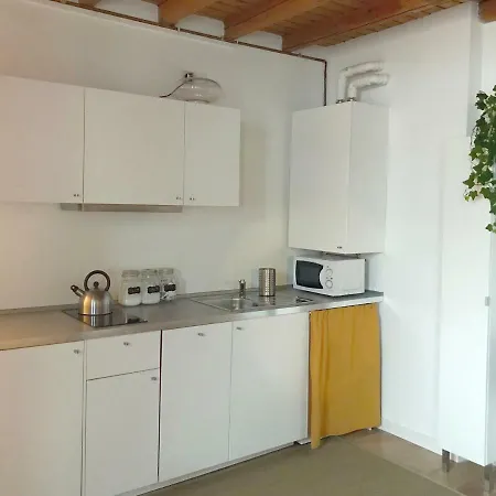 Iris Апартаменты Комо